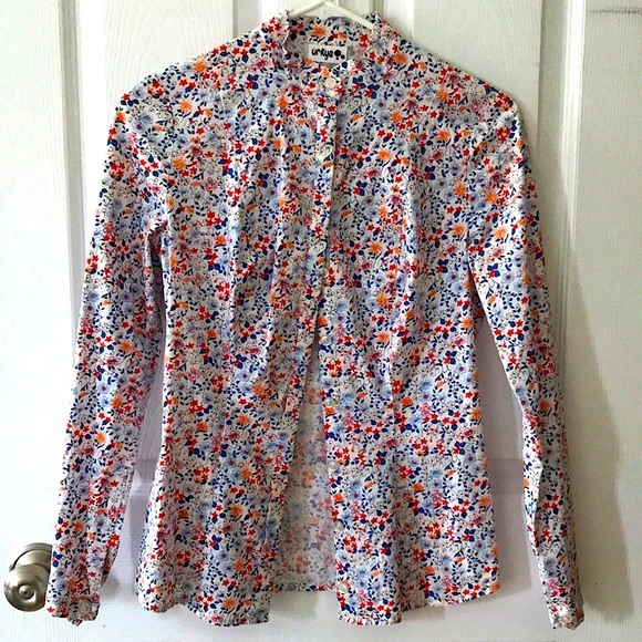 Urkye Tops - Fully tailored, button-down shirt designed to fit larger bust